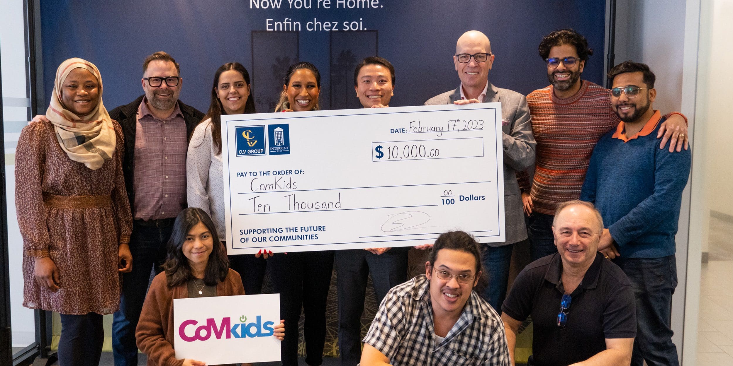 Image related to ComKids reçoit un don de 10 000 dollars du groupe CLV