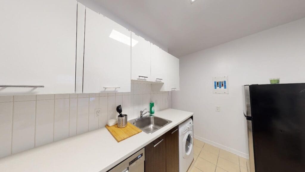 Image of 233 Nepean amenities